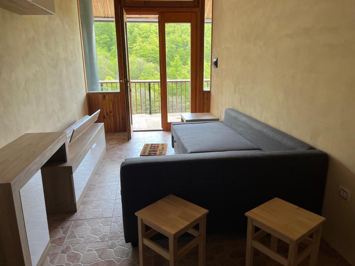 Ferienwohnung Terminillo - I Fiori Del Terminillo - Tre Faggi Exterior foto